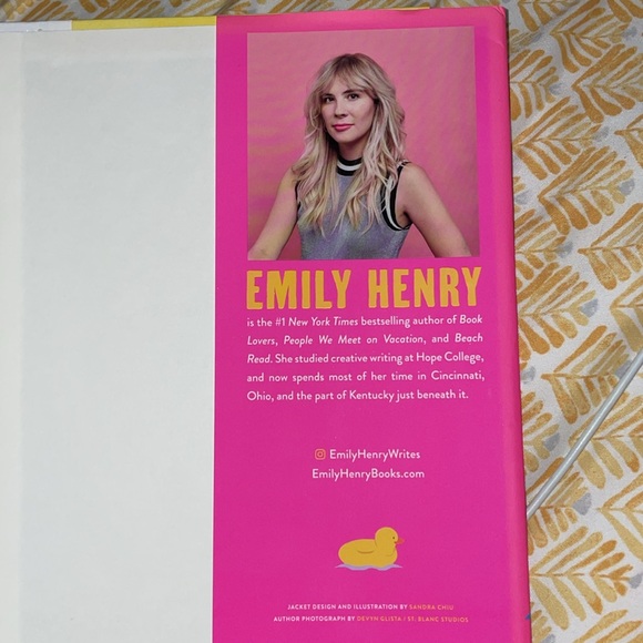 NOVEL | ROMANCE - Picture 4 of 4